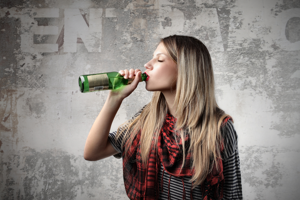 Английские девочки-подростки пьют больше всех